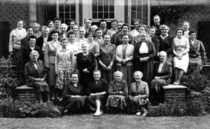 F5305 Vrouwenvereniging Linde (ca 1970)